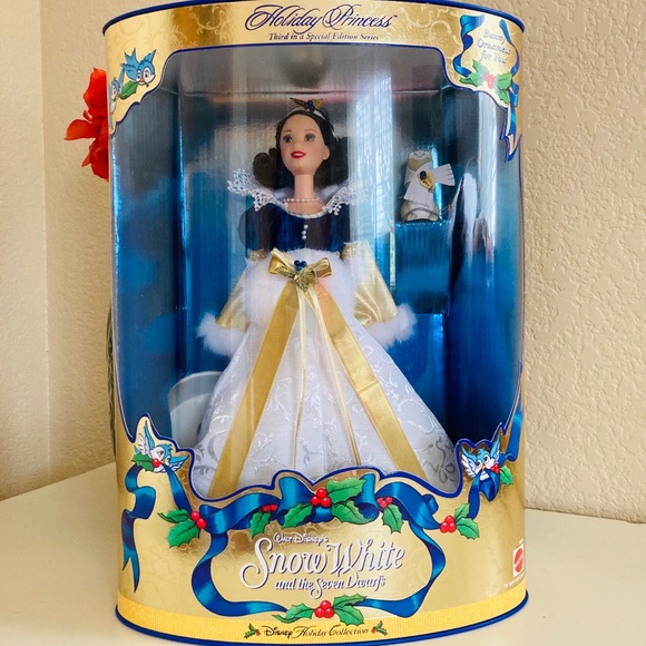 snow white holiday barbie